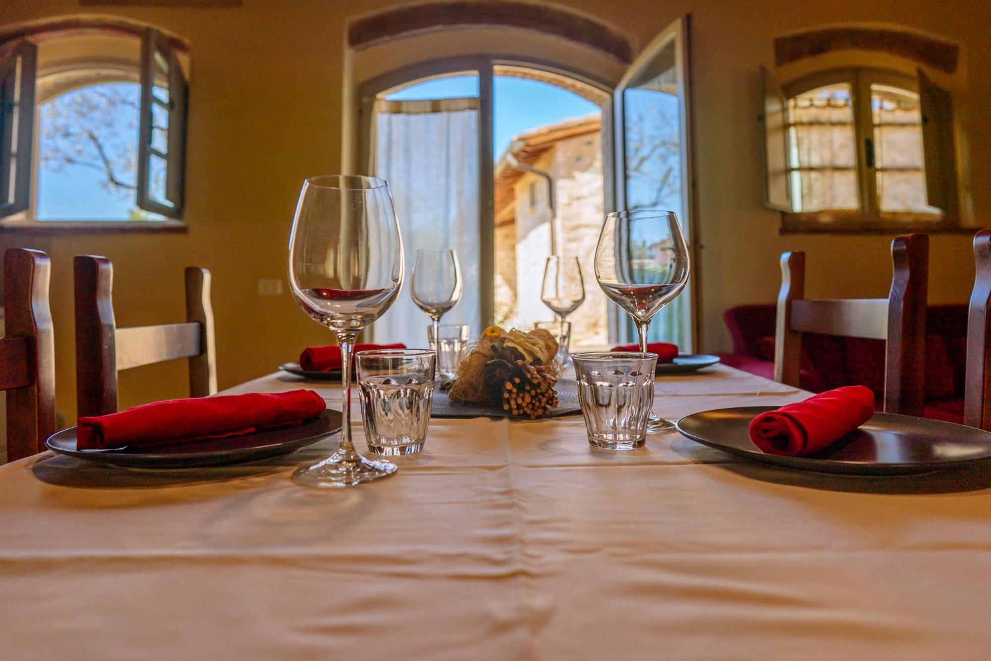 Villa Le Beringhe - Wine Pool & Relax 콜레 발델사 외부 사진